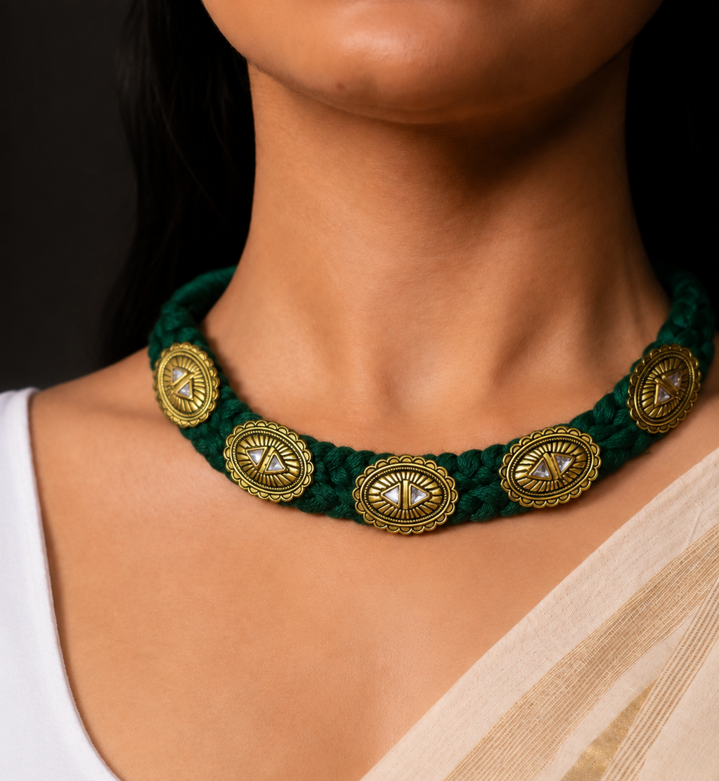 Gadina Choker Necklace