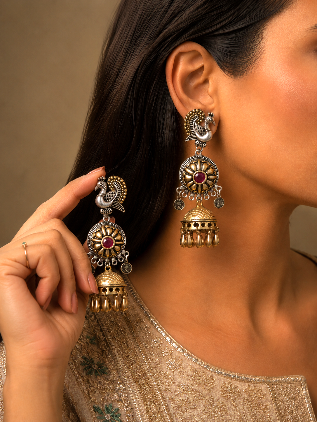 Morni Dual Tone Jhumka Earrings