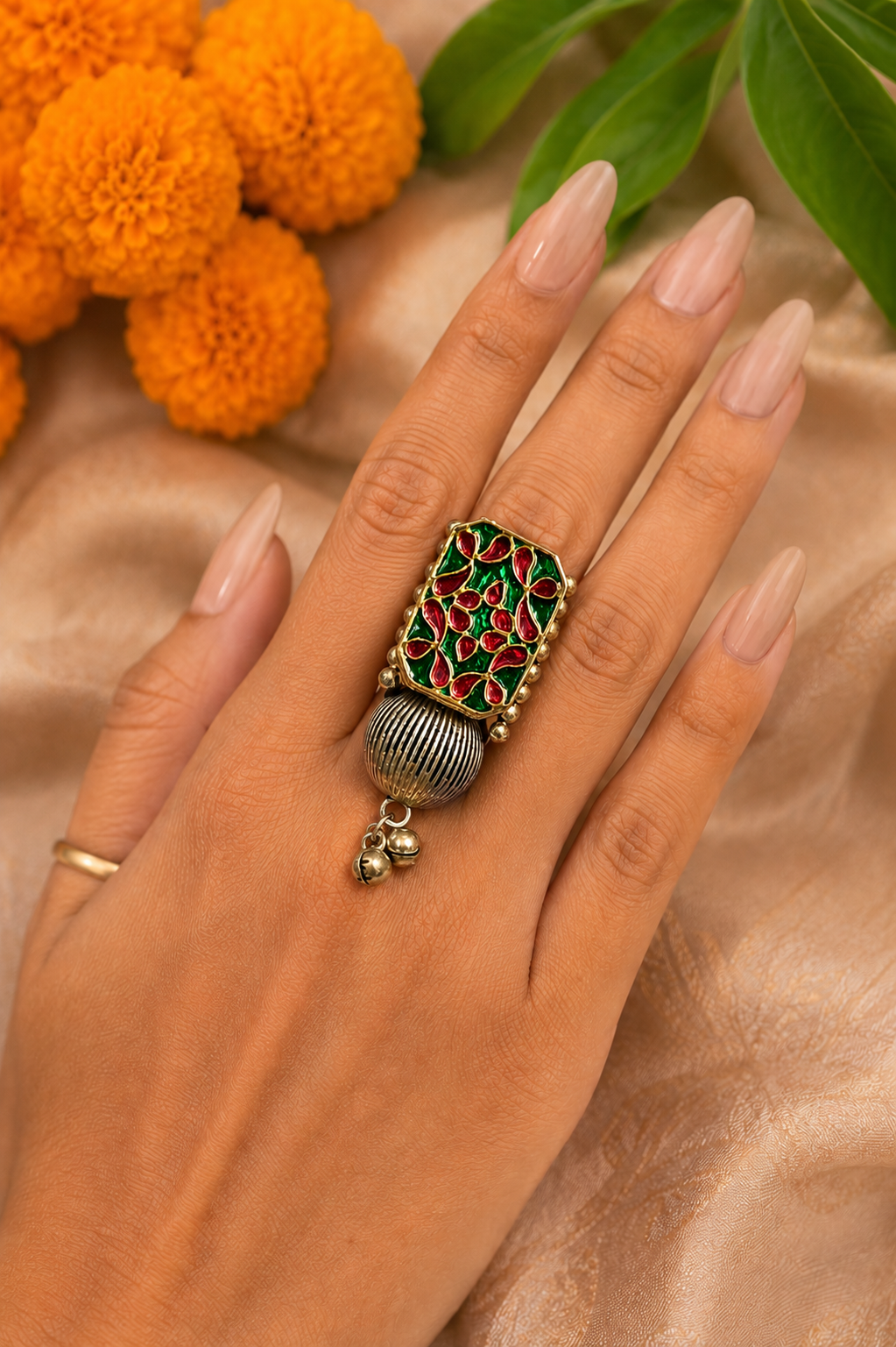 Saajhn Ring