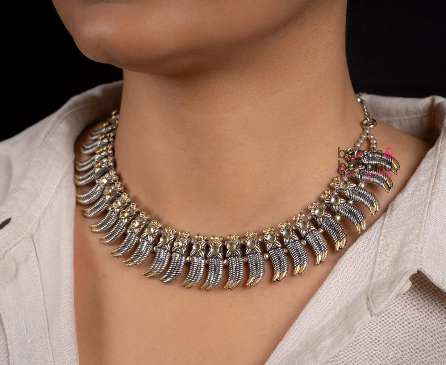 Rait Choker Necklace