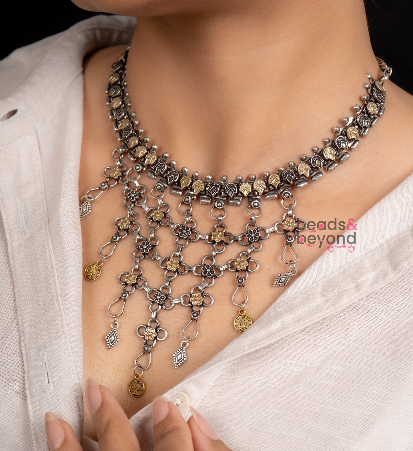 Ronak Necklace