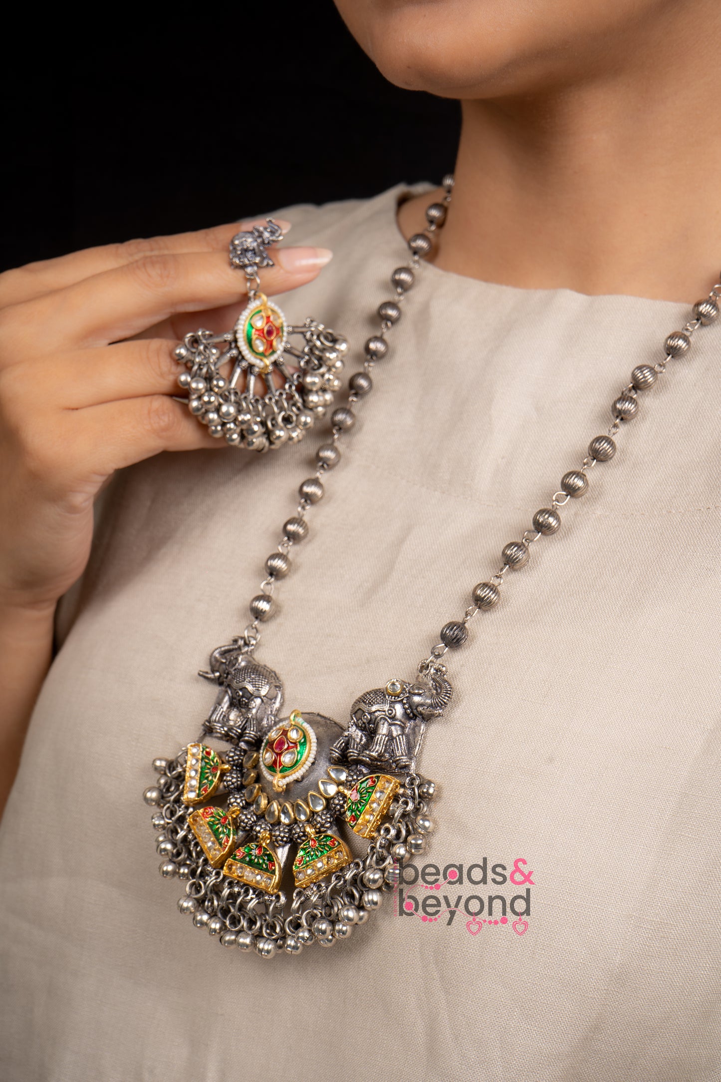 Hastin Long Necklace with Earrings