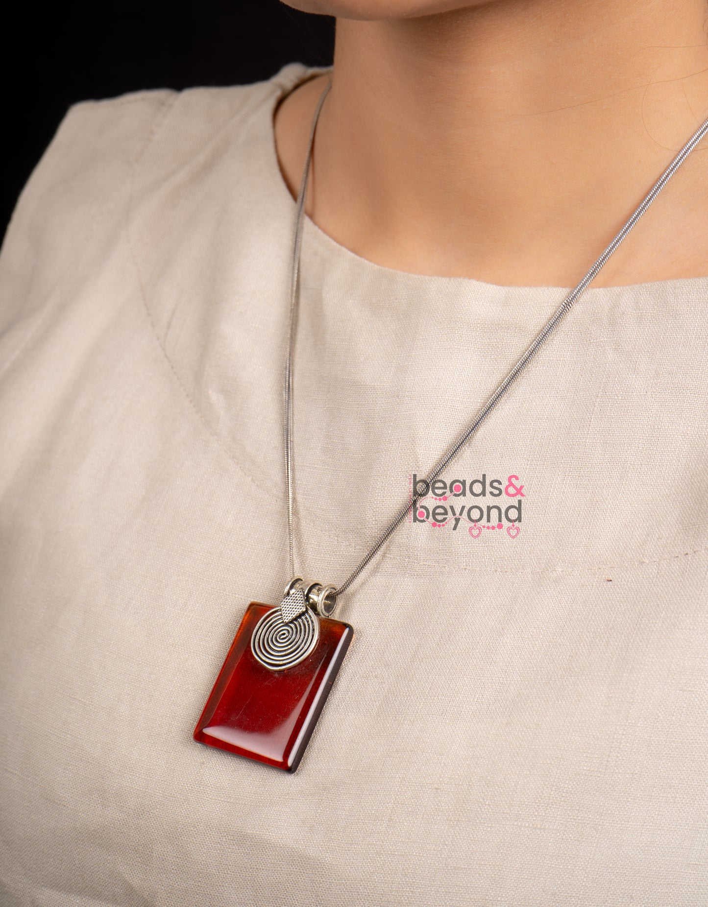 Scarlet Pendant Necklace