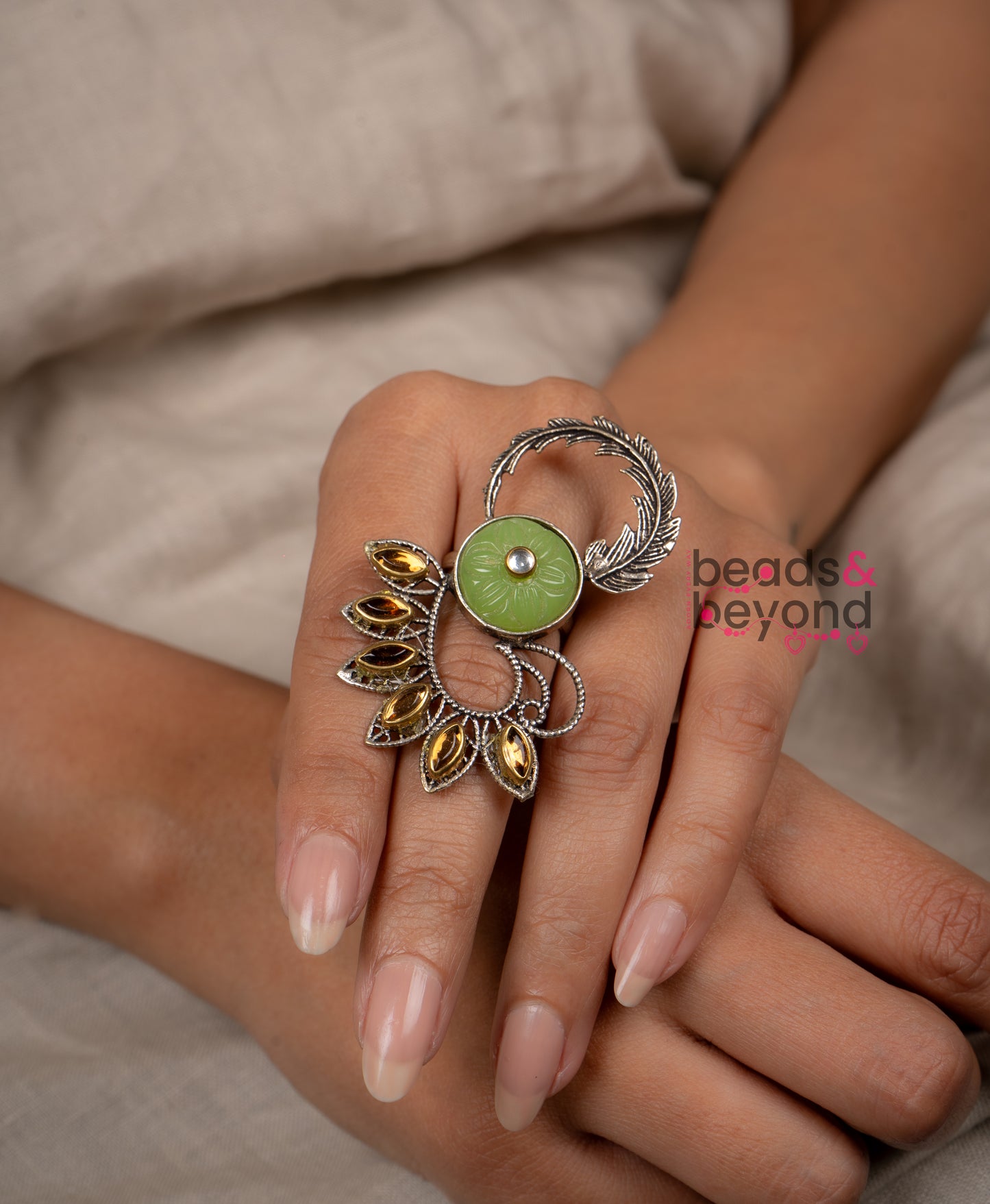 Hiraav Ring