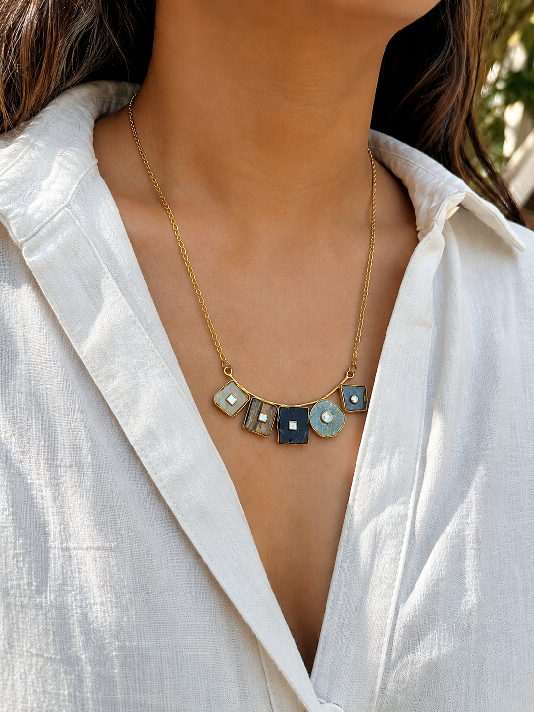 Dharti Pendant Necklace