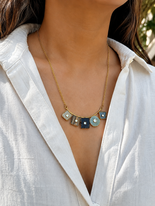 Dharti Pendant Necklace