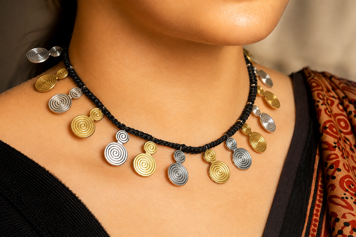 Tantvi Choker Necklace