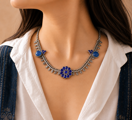 Pranika Necklace