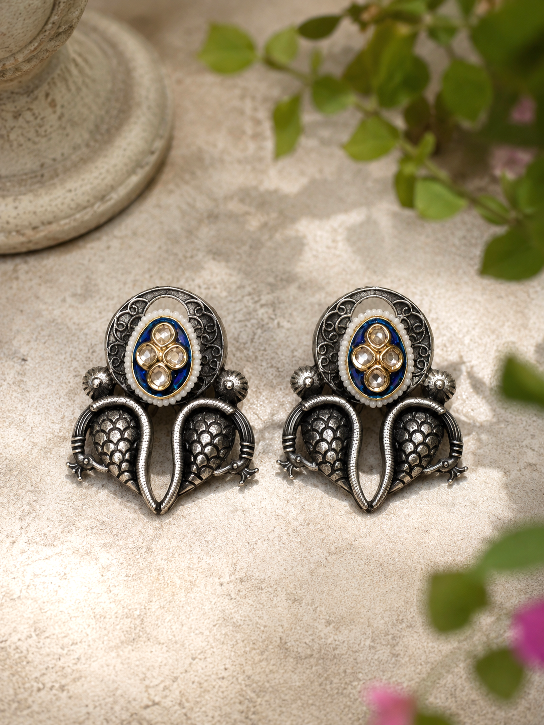 Kirvi Earrings