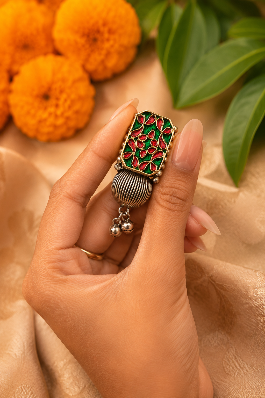 Saajhn Ring