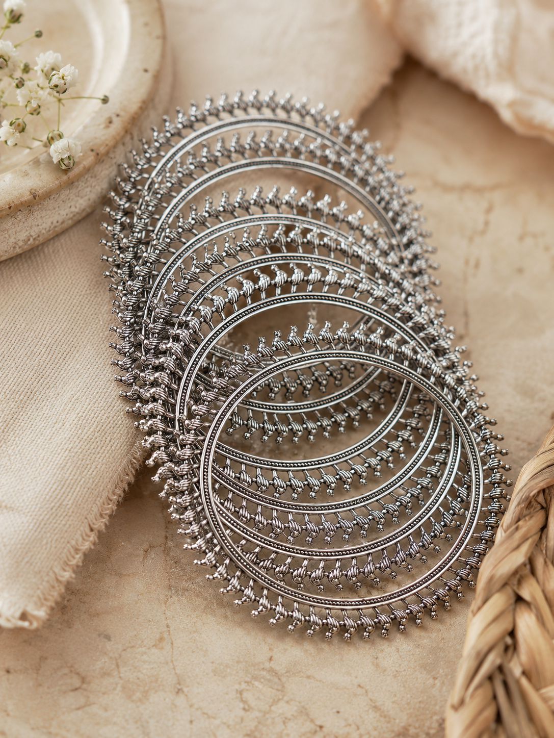 Pihu Bangles