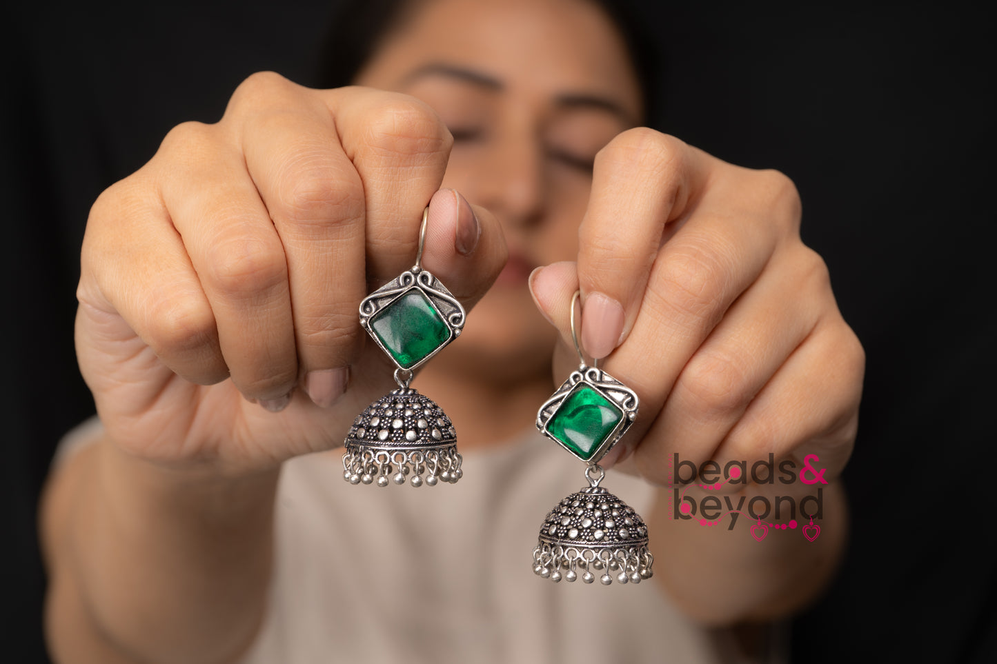 Hirtya Stone Jhumka Earring