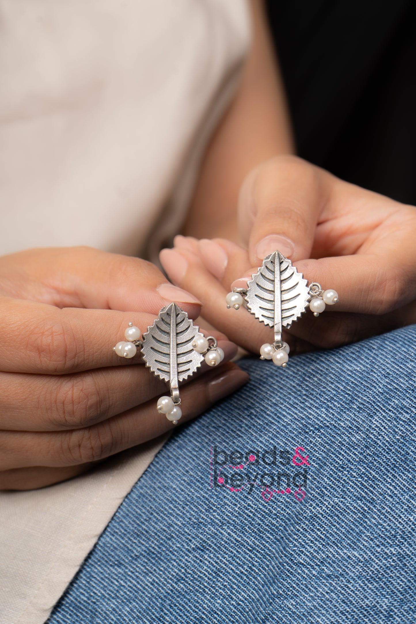 Leaf Stud Earring