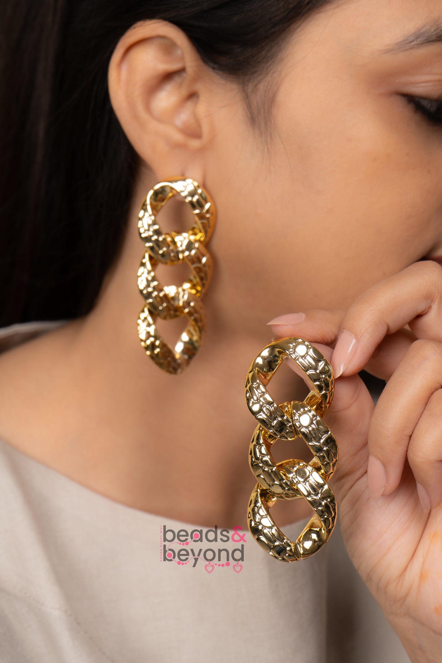 Golden Link Eaarrings