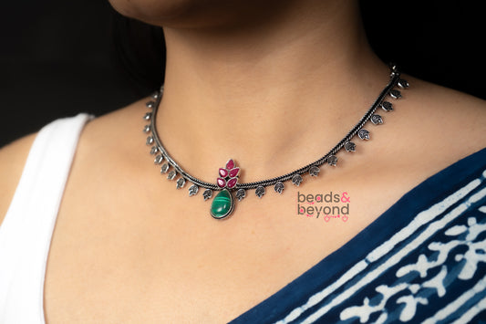 Retri Necklace