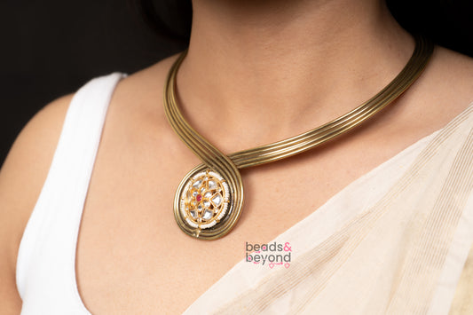 Knot Kundan Hali Necklace