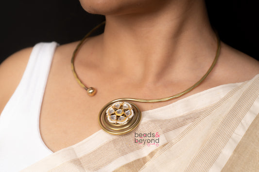 Spiral Kundan Hasli Necklace