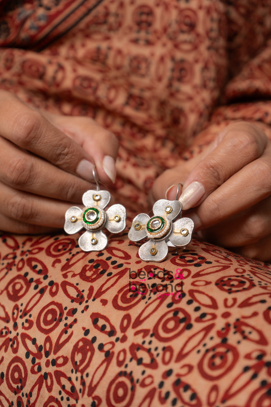 Liya Earring