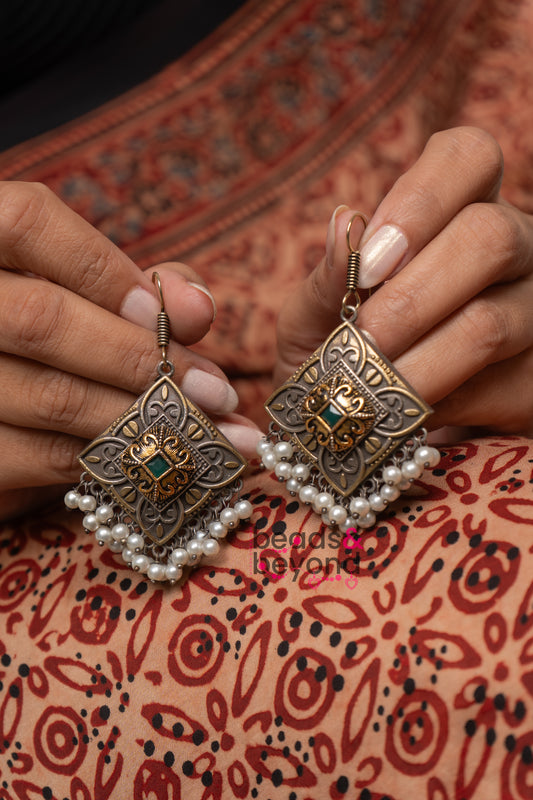 Vama Earring