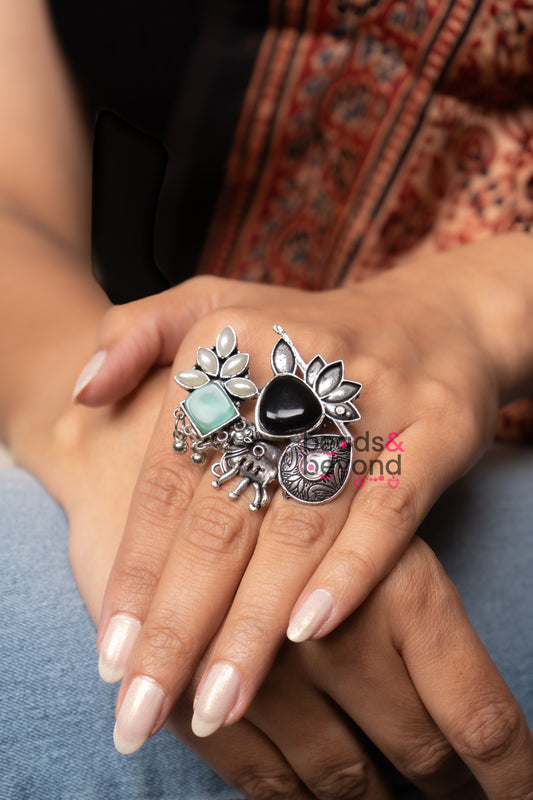 Ayant Ring