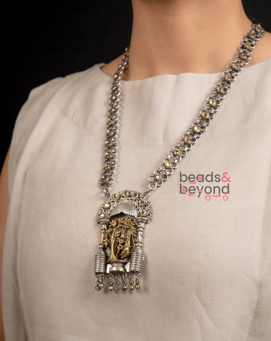 Sawaan Necklace