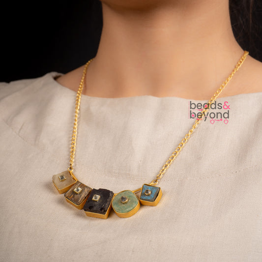 Azha Necklace