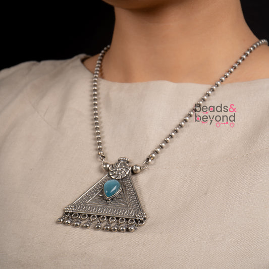 Nami Necklace