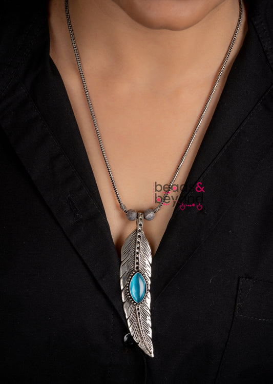 Stone Leaf Necklace