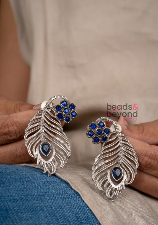 Morpankh Earring