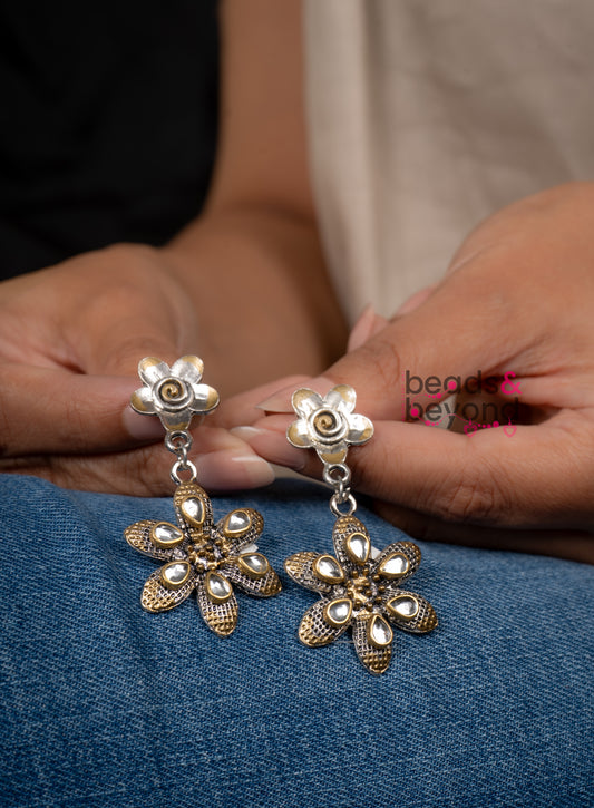 Darsh Earring