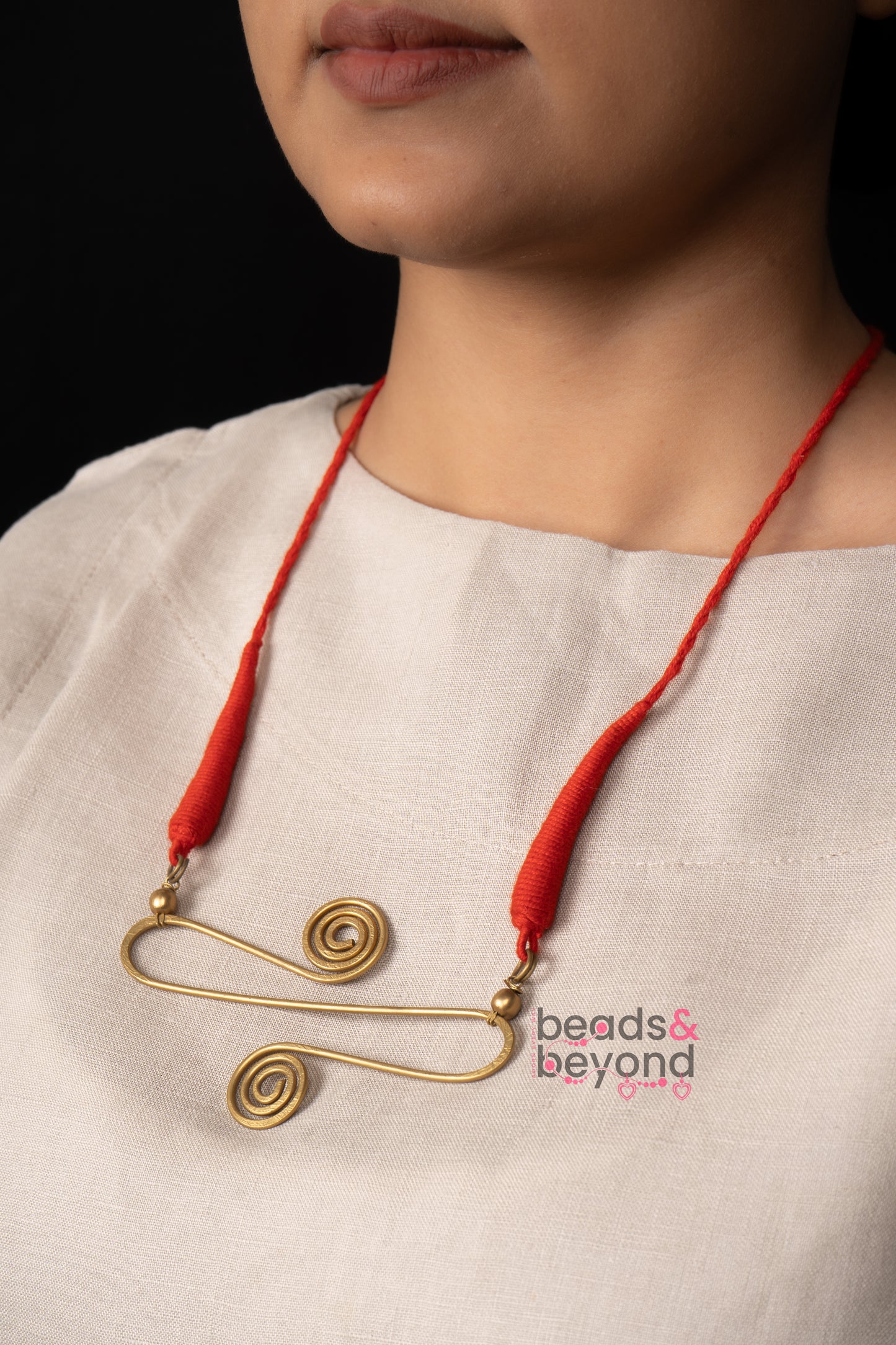 Niheer Necklace