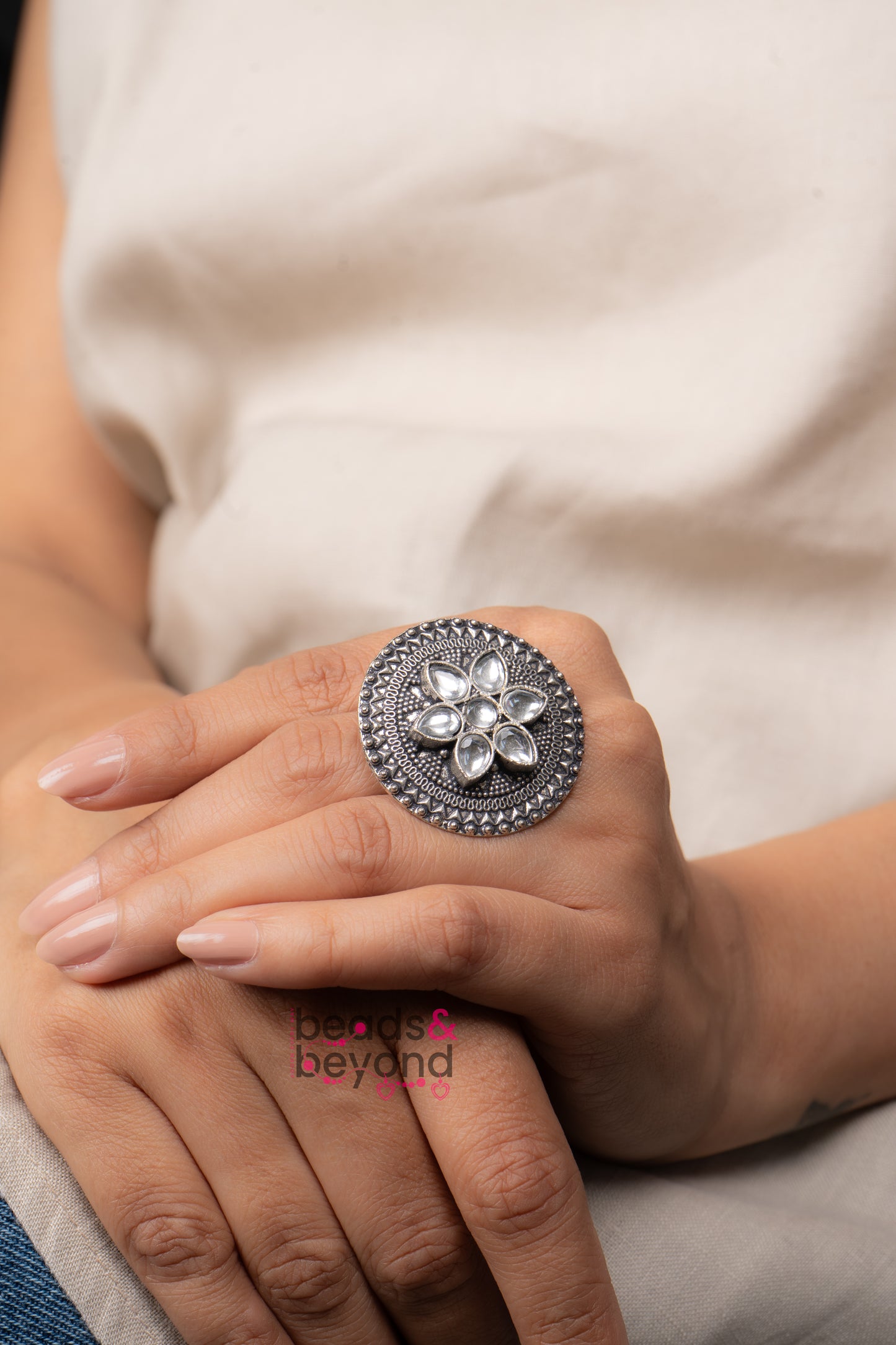 Mandeliya Ring